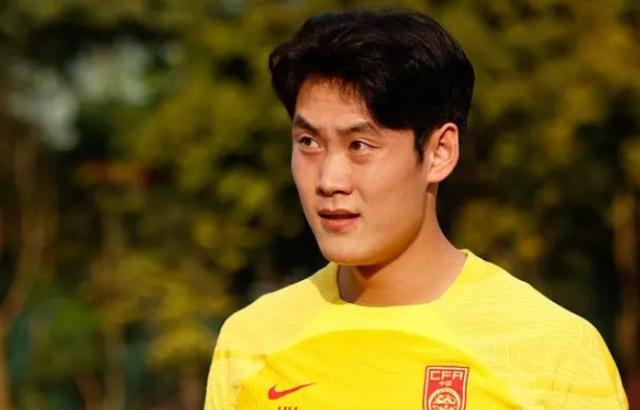 jrkan直播-徐浩峰：入选国足很突然 希望借机让自己快速成长