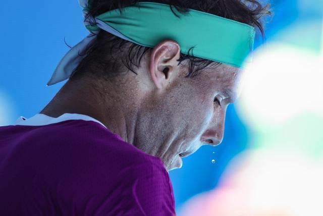 低调看直播-拒绝“逆转悲剧”！重返澳网四强纳达尔能苦尽甘来吗