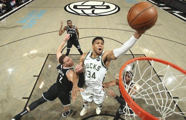 jrs直播-生涯代表作！字母哥能就此成为季后赛超巨吗？